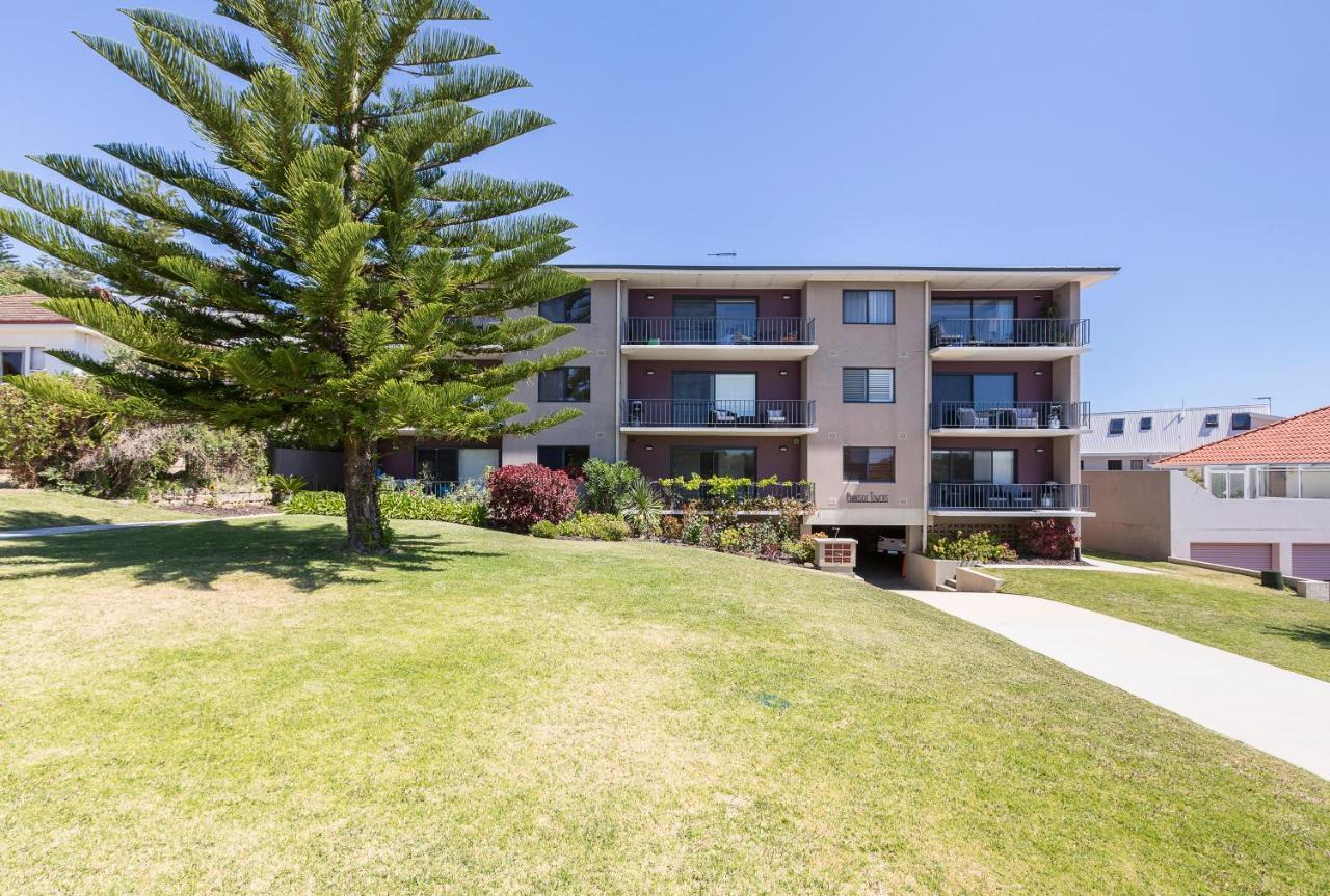 Cottesloe Marine Apartment - Executive Escapes Перт Экстерьер фото