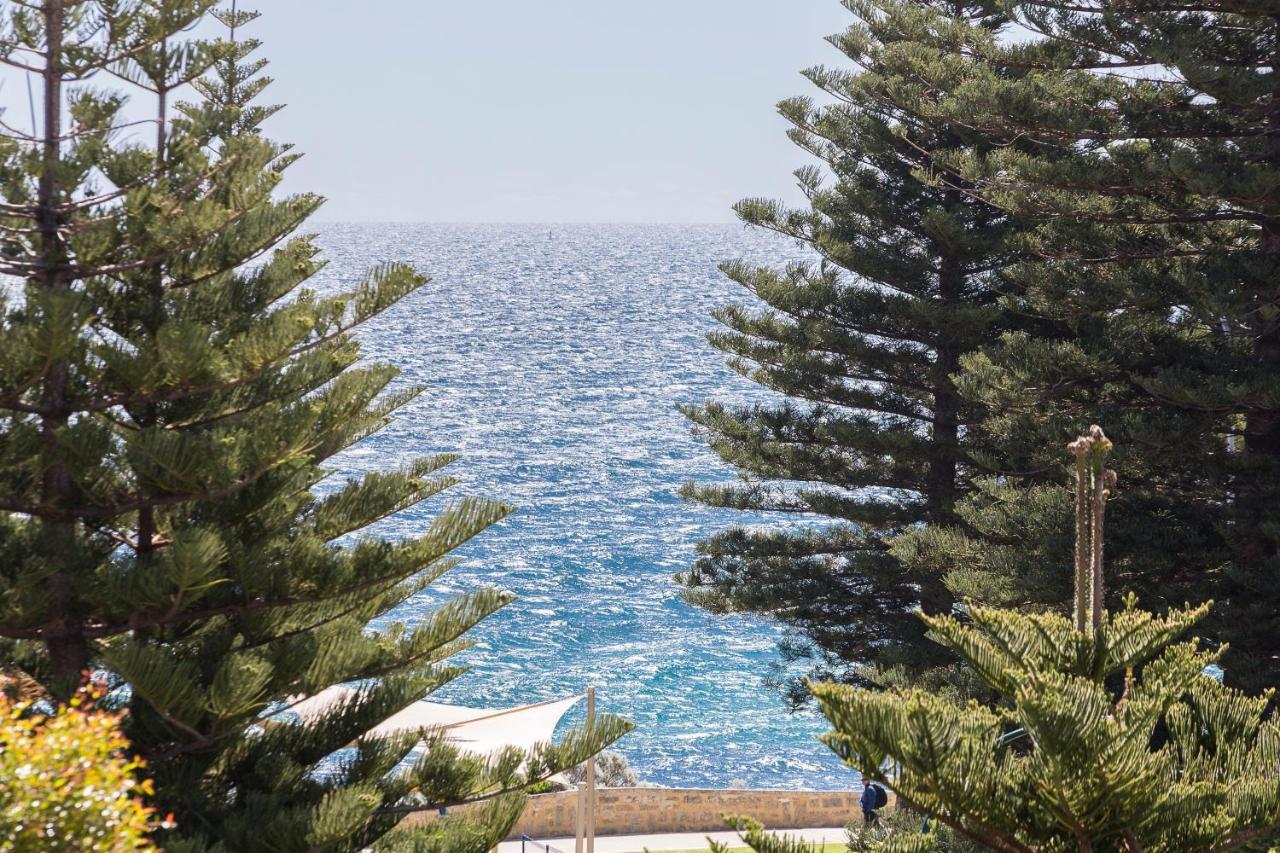 Cottesloe Marine Apartment - Executive Escapes Перт Экстерьер фото